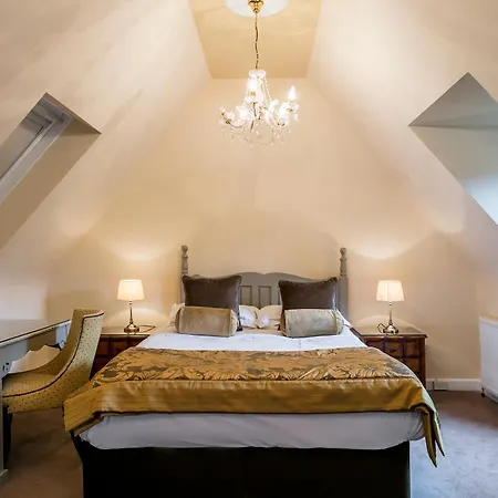 Dalhousie Castle Y Aqueous 4*