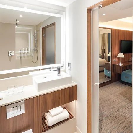 Courtyard By Marriott Hotel 4*