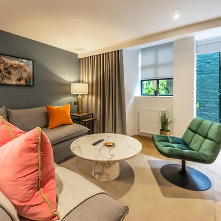 No1 - New Town Apartment *