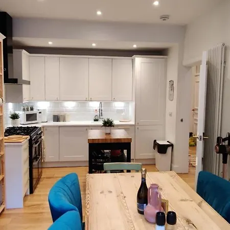 Meadowbank 3-bed *