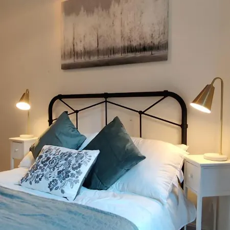 Apartment Meadowbank 3-bed