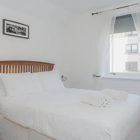 Guestready - Restful Near Castle * Edinburgh