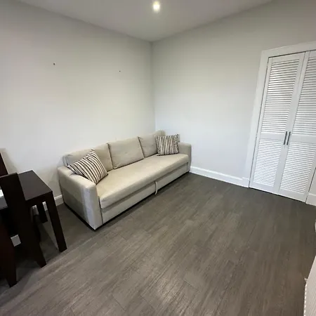 Lägenhet Beautiful Flat Close To Centre *