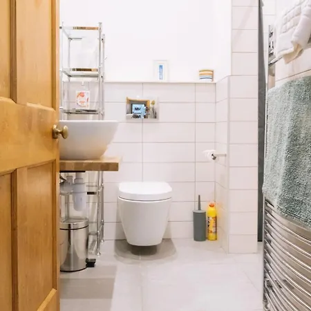 Inviting 2bd Flat - Stockbridge