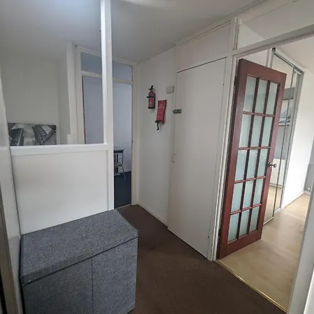 Gorgeous Full In Apartment