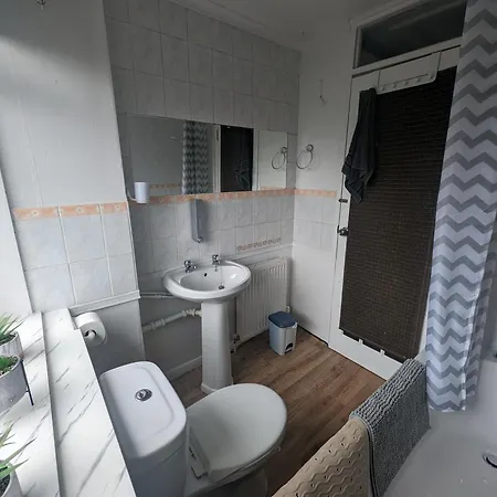 Gorgeous Full In * Edinburgh