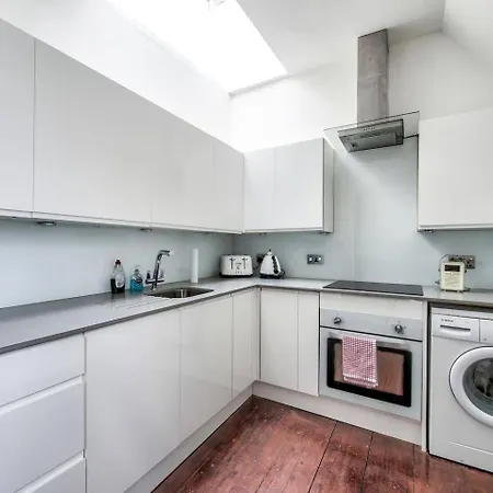 Guestready - Modern 2br On The Royal Mile! إدنبرة