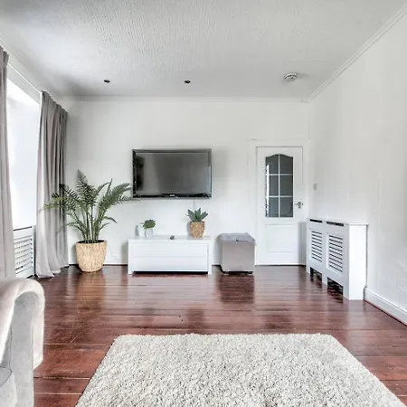 Guestready - Modern 2br On The Royal Mile! * 에든버러