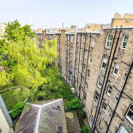 Guestready - Modern 2br On The Royal Mile! Edimburgo
