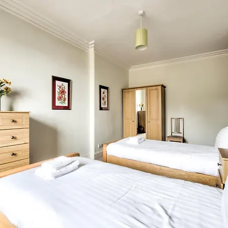 Guestready - Charming In Old Town Edimburgo