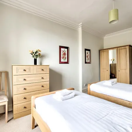 Guestready - Charming In Old Town Edimburgo