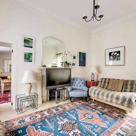 Guestready - Classic Charm Near Holyrood Park * Edynburg