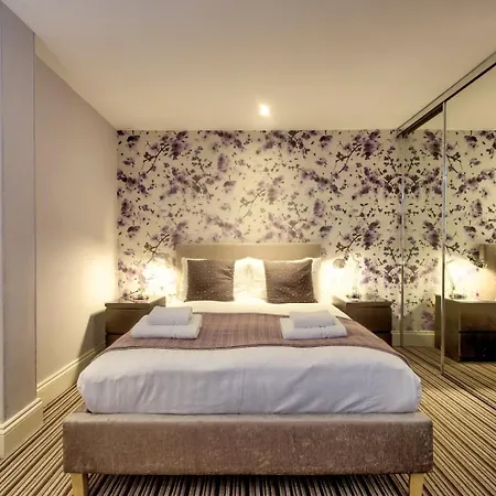 Апартаменты Guestready - Elegant In Old Town Эдинбург
