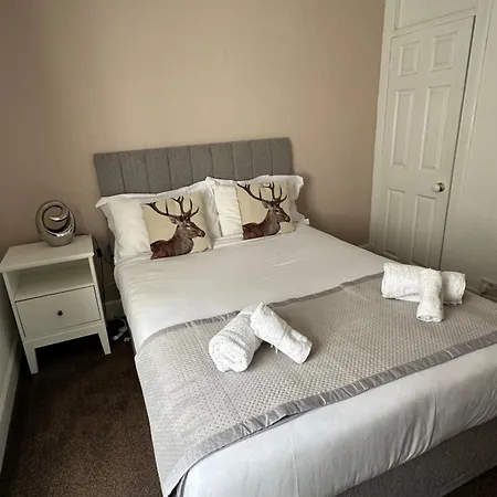 Apartment 1 Bedroom In Old Town Edinburgh
