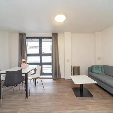 Joivy Affordable 3,4,5 And 12 Bed Private Flats Next To Royal Mile (adults Only) Appartement