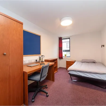 Apartament Joivy Affordable 3,4,5 And 12 Bed Private Flats Next To Royal Mile (adults Only) Edynburg