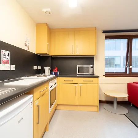 Apartmán Joivy Economy 4 And 5 Bed Flats, Close To Old Town And Royal Mile - Adults Only Edinburgh