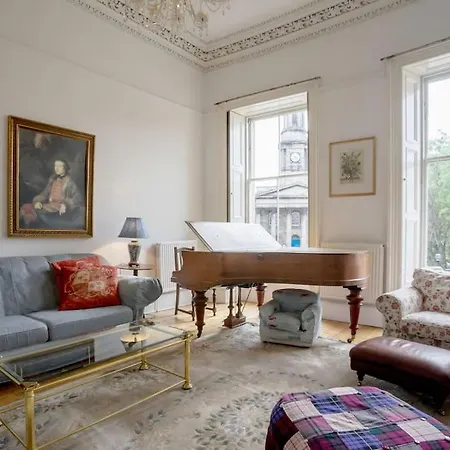 Claremont Townhouse *
