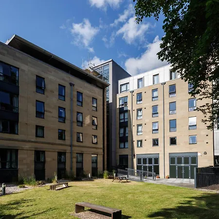 Aparthotel Unite Students - Chalmers Street - The Meadows 3*