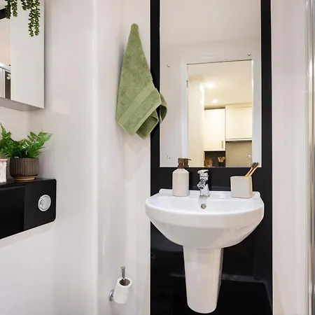 Unite Students - Salisbury Court Apartmán