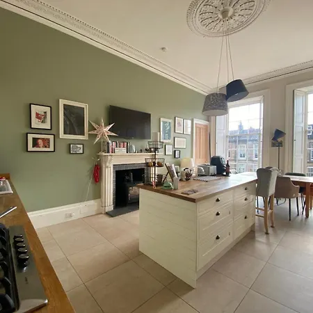公寓 Georgian 4 Bedroom 3 Bathroom New Town 爱丁堡