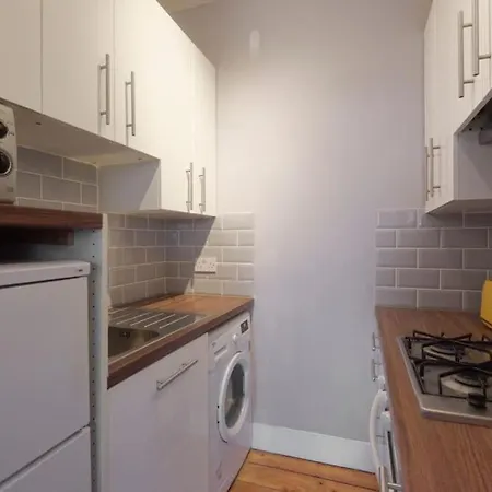 Cosy And Chic, Quiet In Leith * Edinburgh