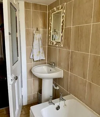 Large 5 Bedroom Flat In Marchmont Apartment *