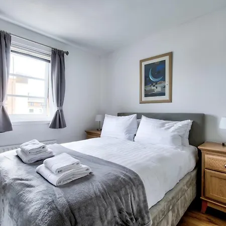 Guestready - Stylish W/ Parking Near