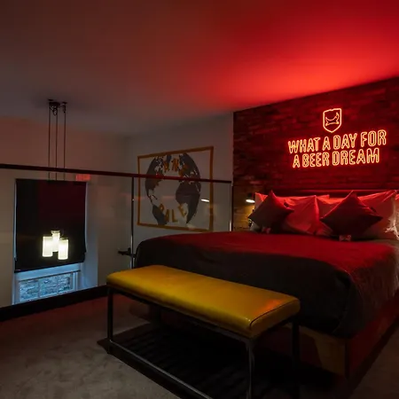 Brewdog Doghouse Hotel Edinburgh