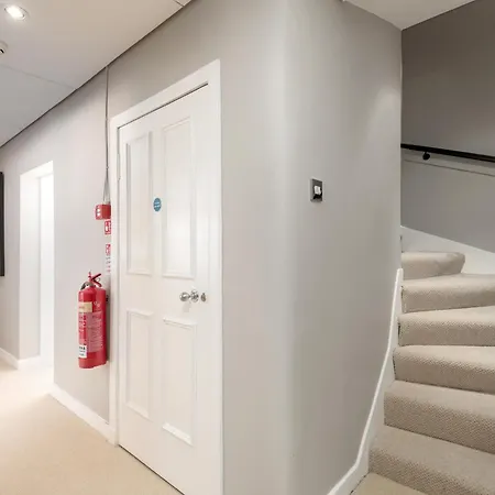 Apartment The Gait At Hill Square *