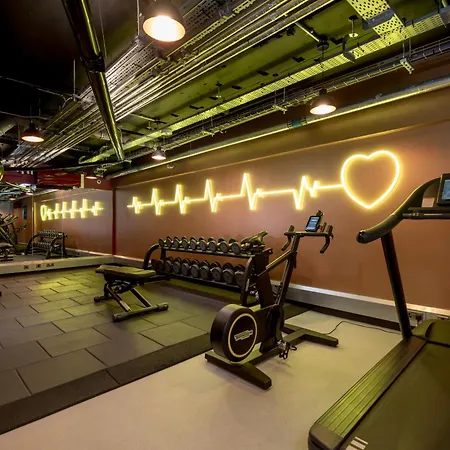 The Gait At Hill Square