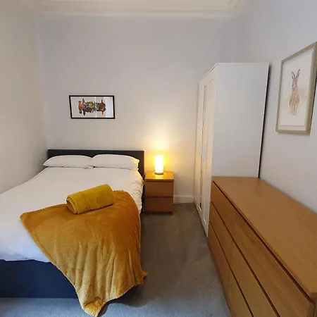 アパート Beautiful Ground Floor Flat Near Haymarket *