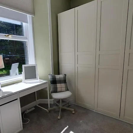 Beautiful Ground Floor Flat Near Haymarket *