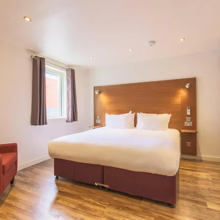 Apartahotel Holyrood Edimburgo