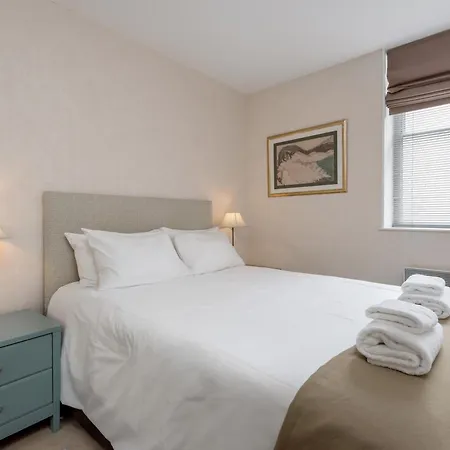 Causewayside - The Address Apartmán *