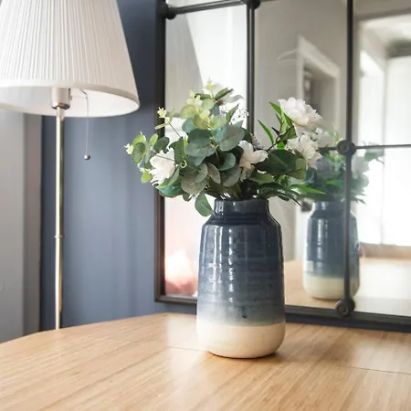 Guestready - Spacious And Beautiful 2br Flat In Morningside إدنبرة