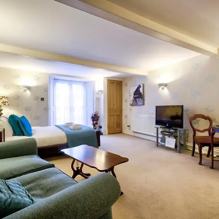 Guestready - Beautiful New Town Studio, With Patio Apartment *