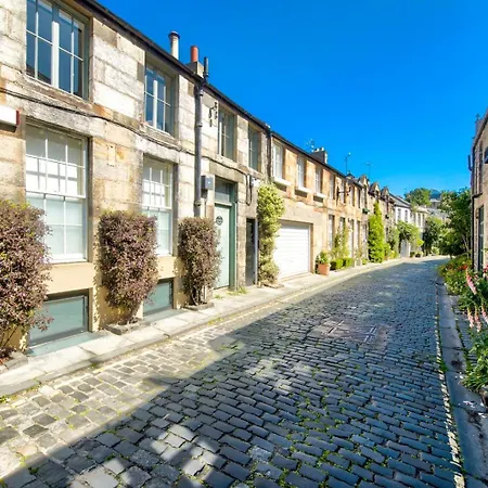 Guestready - Beautiful New Town Studio, With Patio Apartment *