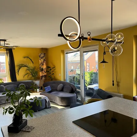 Ubytování v soukromí Private Cozy & Stylish In A Shared Flat In Edinburgh