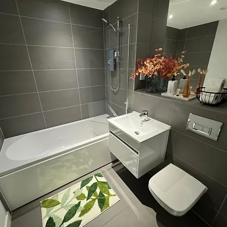 Private Cozy & Stylish In A Shared Flat In Ubytování v soukromí *