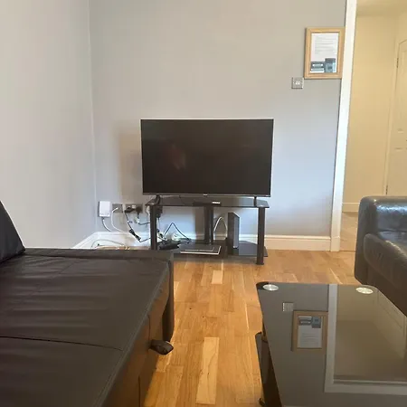 Lauriston 4 Bedroom 7 Beds Duplex * Edinburg