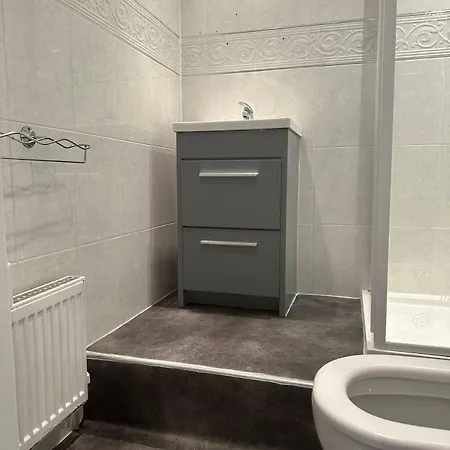 Lauriston 4 Bedroom 7 Beds Duplex Edinburgh