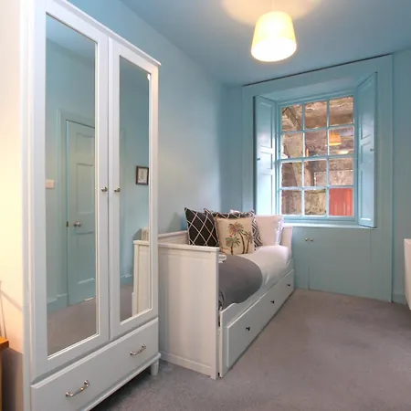 Centre New Town 2 Bedroom Flat Edimburgo
