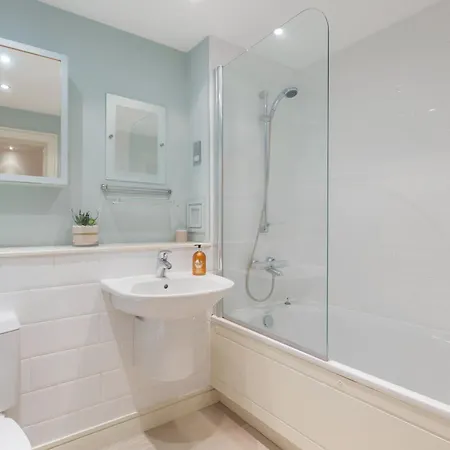 New Town Elegant 2-bedroom In The Heart Of The Apartamento Edimburgo