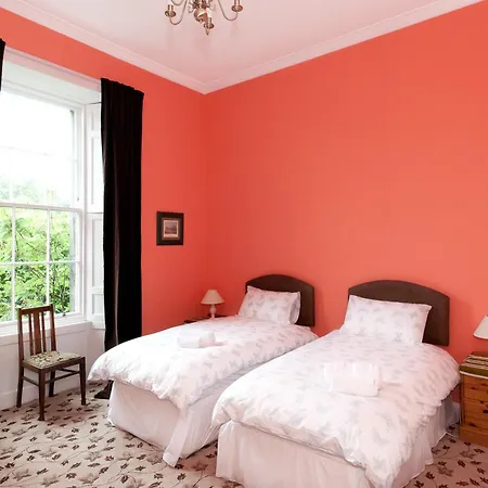 Union Street - 363 *