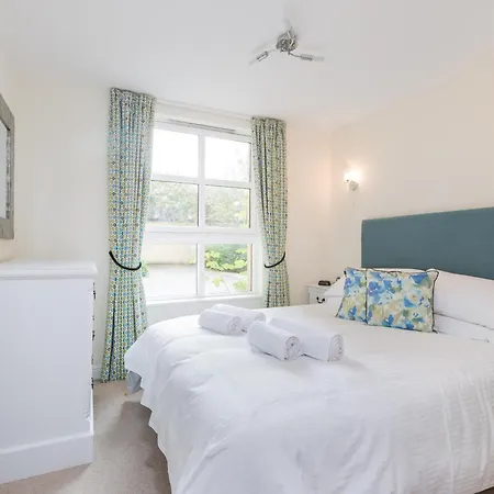 Apartment Old Tolbooth Wynd - 388