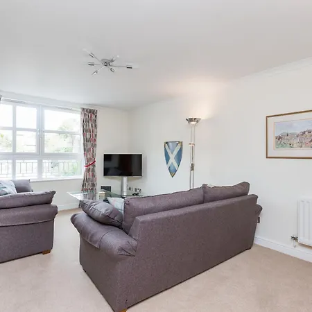 Old Tolbooth Wynd - 388 Apartment Edinburgh