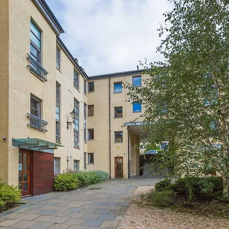 Apartamento Old Tolbooth Wynd - 388 Edimburgo