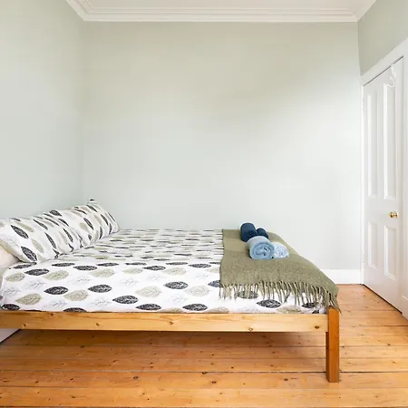 King's Road - 425 * Edinburg