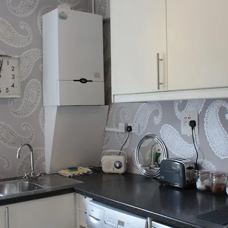 Tron Square - 419 エディンバラ